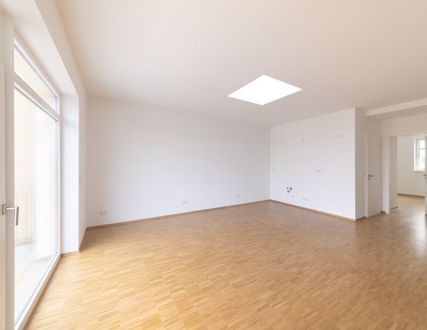 Gemütliche 4-Raum-Wohnung mit Balkon in zentraler Lage - WE08 - Photo 1