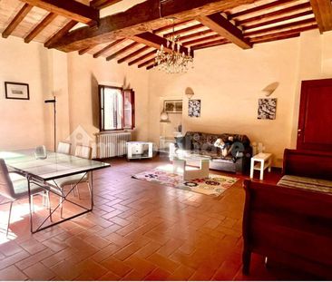 Appartamento buono stato, secondo piano, Centro, Chiusi - Photo 1