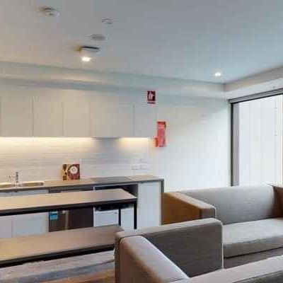 4 Bedroom Multishare Shared - Photo 1