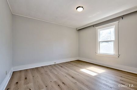 For Lease - 37 Kingswood Road, Toronto, Ontario - Photo 4