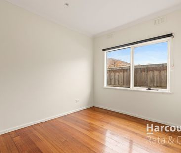 3 Bedroom Spacious Home! - Photo 6