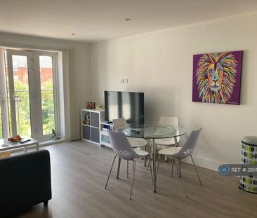 1 bedroom flat to rent - Photo 1