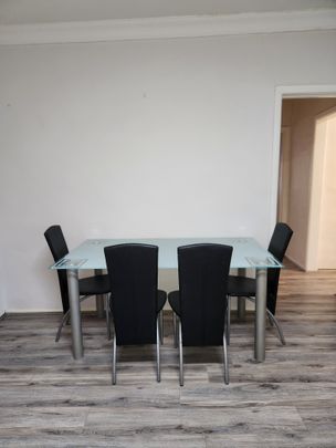 Noble Park - Photo 1