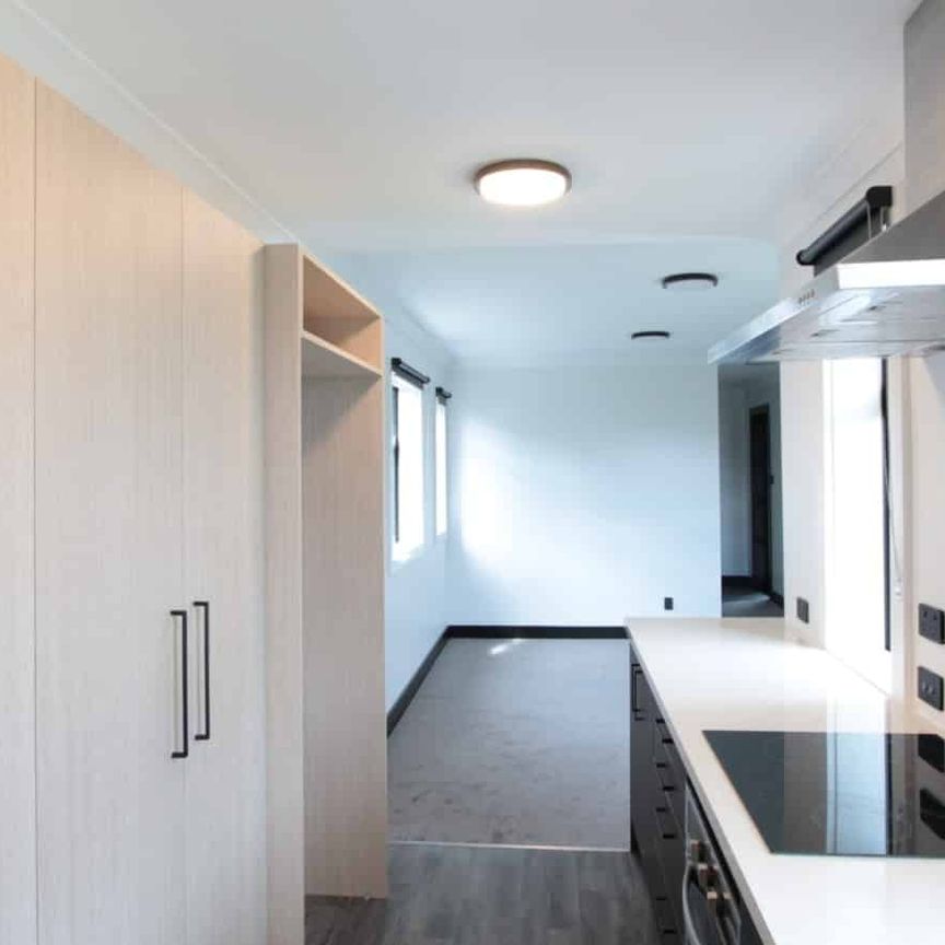 Sunny Apartment - Photo 1