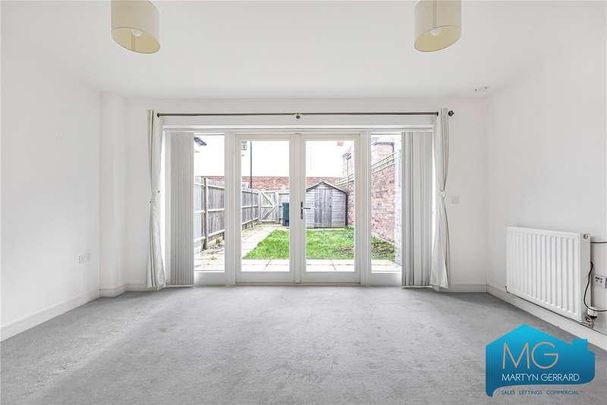 Guardhouse Way, Mill Hill, London, NW7 - Photo 1