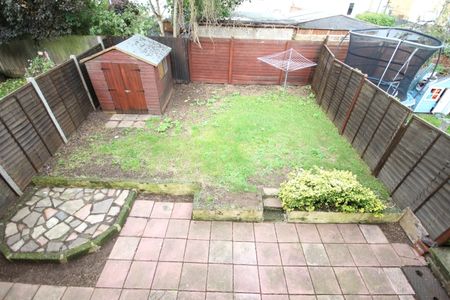 Stamford Road, Northants, Kettering, NN16 - Photo 3