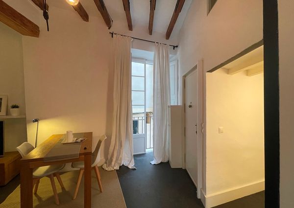 Bonito estudio-apartamento amueblado en zona Santa Clara, casco antiguo de Palma.