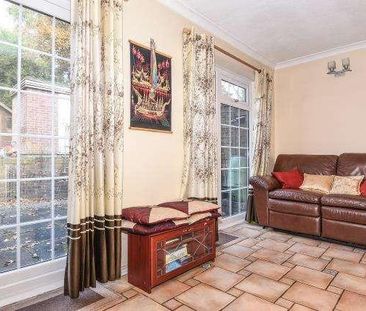 Ascot, Berkshire, SL5 - Photo 3