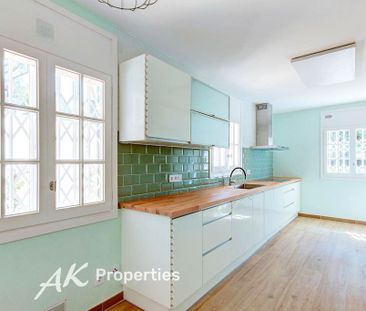 Luxury Villa for rent in Castelldefels, Catalonia - Photo 2