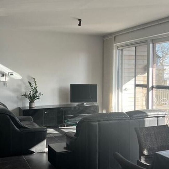 Appartement te huur in Maaseik voor € 1.060 met 2 slaapkamers - Photo 1