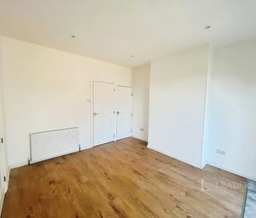 3 bedroom property to rent Russell Rise, Luton, Bedfordshire, LU1 - Photo 6