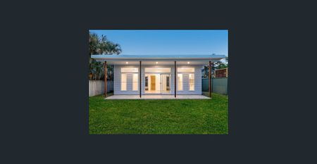 Modern 2-bedroom, 1-bathroom Duplex - Photo 4