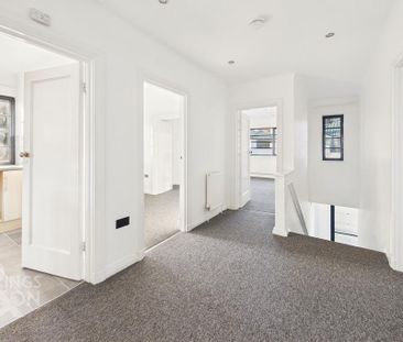 2 bedroom maisonette to rent - Photo 6