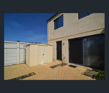 SECURE TOWN HOUSE - Photo 1