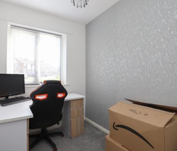 Ling Road, Walton, S40 - Photo 6