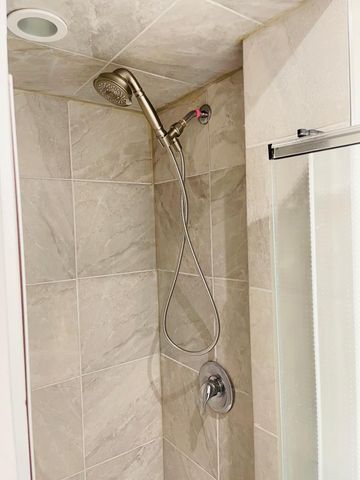 For Lease - 73 Twenty Fourth Street Unit# A Bsmt, Toronto, Ontario - Photo 3