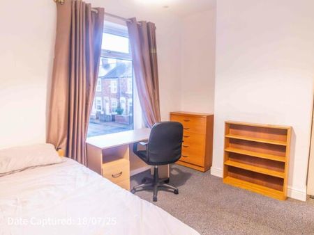 38, Arthur Street - Photo 3