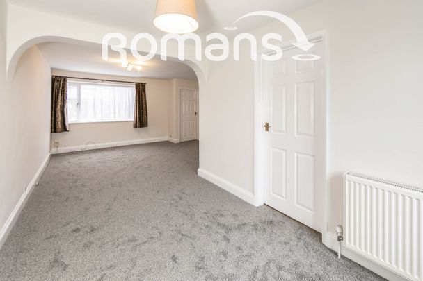 Fairwater Drive, Woodley, RG5 - Photo 1