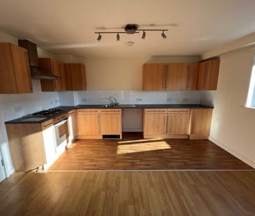 Fremington Court, Coventry, CV1 - Photo 4