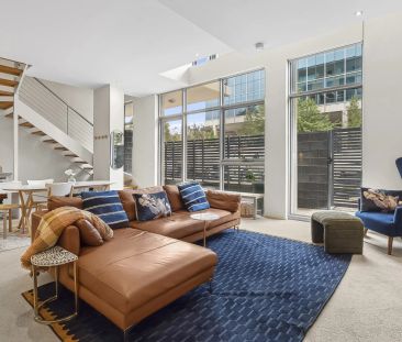 Fully furnished and equipped apartment in the City - Photo 2