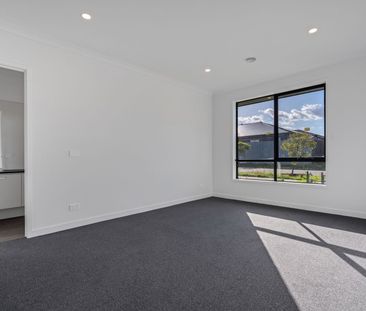 Quality Family Home in the Merrifield Estate - Photo 6