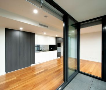 Modern Luxury in the Heart of Braddon - Photo 5