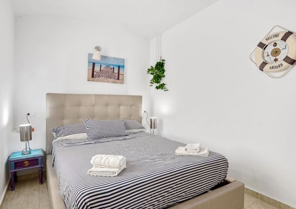 Villa for rent in Cumbre del Sol with 5 bedrooms