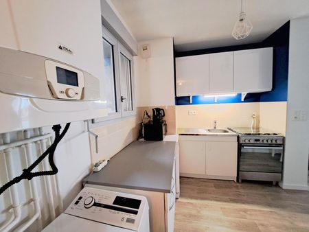 Location Appartement 1 pièce 34m² ST PIERRE DES CORPS 37700 - Photo 4