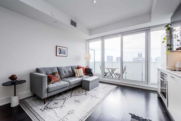 For Lease - 403 Church Street Unit# 3213, Toronto, Ontario - Photo 1