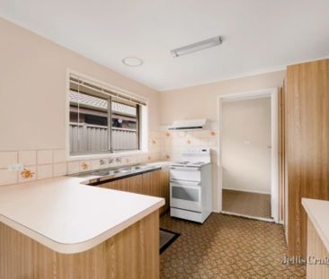 2 Bed, 1 Bath - Photo 4