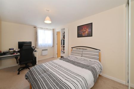 Basin Approach, Marina Heights, E14 7JA, London - Photo 2