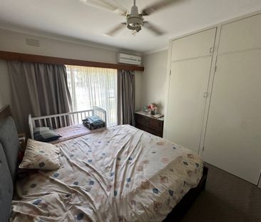 46 Field Street, SHEPPARTON VIC 3630 - Photo 4