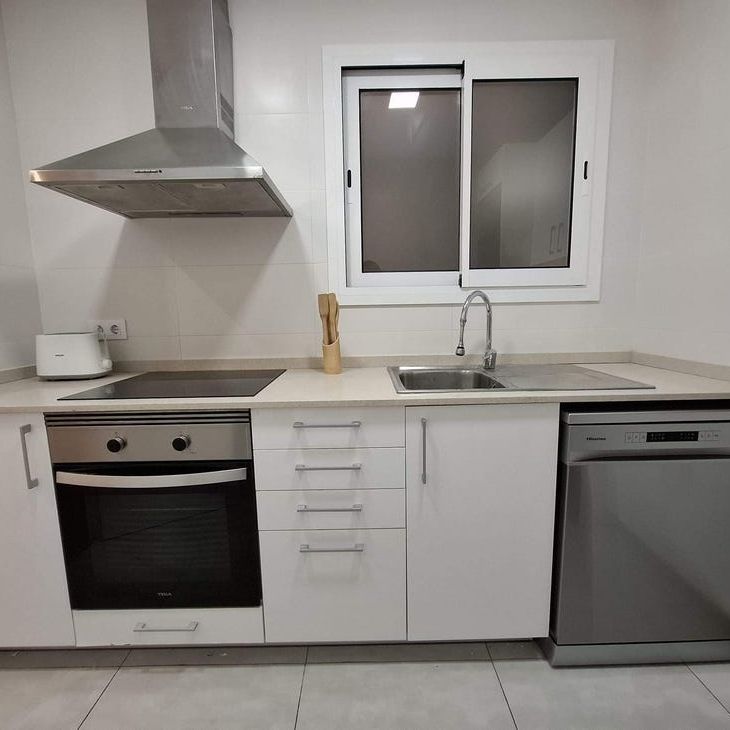 Barcelona, Catalonia 08013 - Photo 1