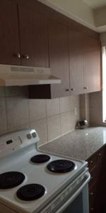 1 CH - 1 SDB - Côte Saint-Luc - $1,125 /mo - Photo 3