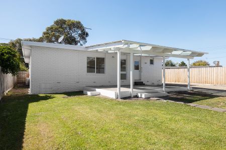 66 Armstrong Road, McCrae. - Photo 5