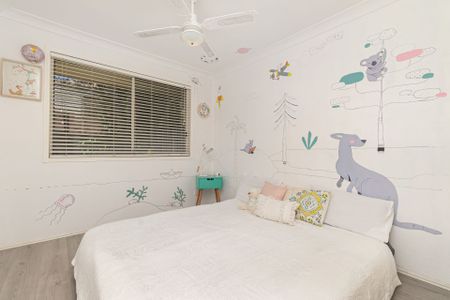 Three Bedroom Family Home In Unbeatable Location! - Photo 4