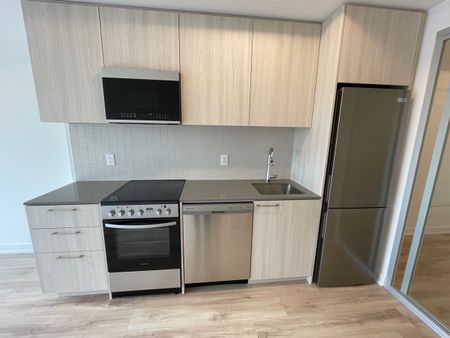 For Lease - 7439 Kingston Road Unit# 208, Toronto, Ontario - Photo 2