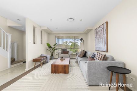 PERFECT FAMILY HOME - Photo 3