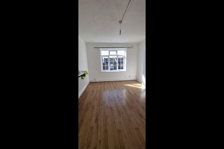 Room in a Shared Flat, Tooting, SW17 - Photo 2