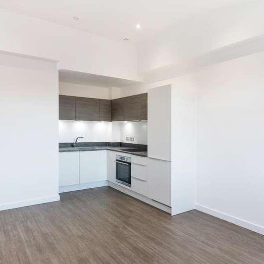 Camberley, Surrey, GU15 - Photo 1