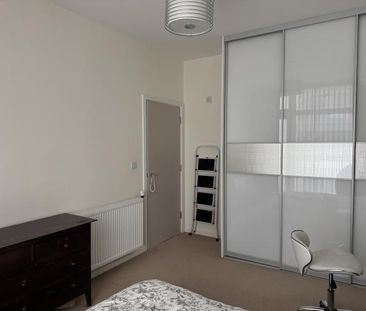 Mon–Fri double room available in Acton Gardens - Ideal for Chiswick... - Photo 4