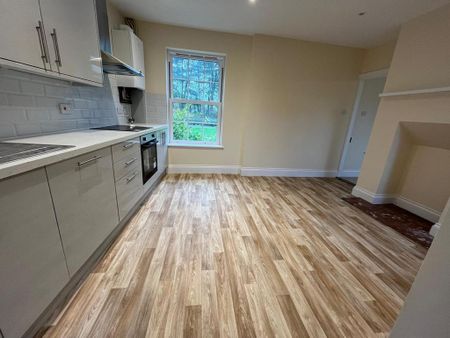 3 bedroom detached house to rent - Photo 5