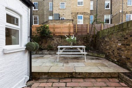 Flat A, 26 Marville Road, London - Photo 4