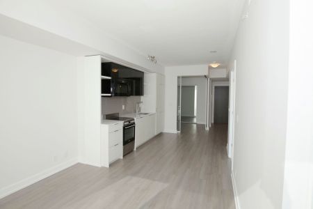 For Lease - 6 Parkwood Avenue Unit# 407, Toronto, Ontario - Photo 2