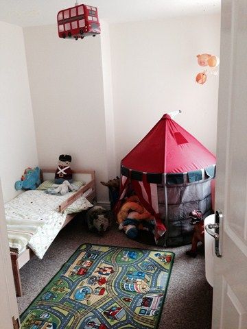 2 Bedroom Flat for Rent in 38 Marton Drive, Marton, Blackpool, FY4 - Photo 2