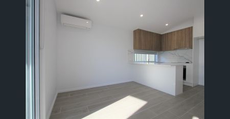 SHORT TRIP TO CARNES HILL SHOPPING CENTRE - Photo 3