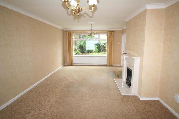 3 bedroom bungalow to rent - Photo 1
