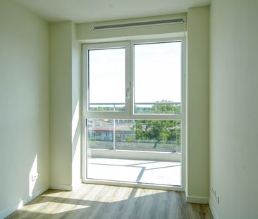 Appartement te huur: Oostdijk 17-E6 3223 CA Hellevoetsluis - Photo 1