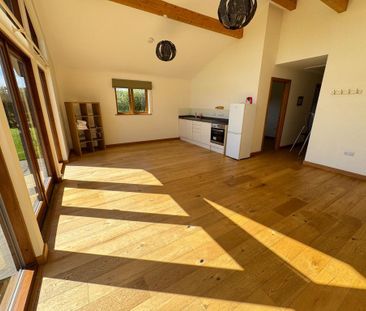 2 bedroom detached house to rent - Photo 2