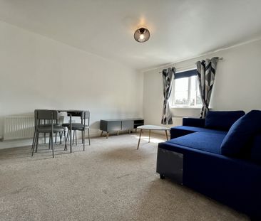 Greenway Road, Rumney - Photo 3